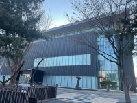 한번도 주인공이 된 적 없는 청주시립미술관
