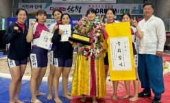 영동군청 여자씨름단, 전국 모래판 평정