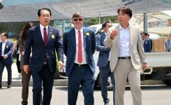 괴산대사편의점 | '감자 종주국' 페루대사, 괴산 방문
