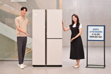 AI 가전 라인업 확대 삼성전자, AI 기능 강화한 양문형 냉장고 출시