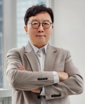 [안병익의 노포기행] 영롱한 육수와 메밀면이 만드는 감동, 충무로 필동면옥