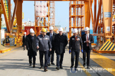 내부 기술력이 대단했다 캐나다 국방조달 담당 특임장관, 한화오션 거제사업장 방문