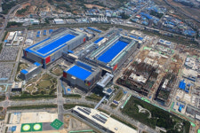 [인사이드 반도체] 3나노 양산 돌입하는 삼성, 파운드리 방향은?