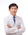 사물 가까이 보면 위험 신호