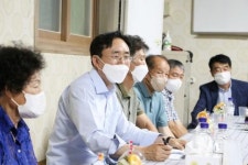윤병태 나주시장, 반남 자미마을서 첫 민박간담회