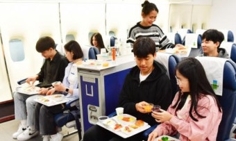 베트남 유학생들 항공서비스학과 전공체험
