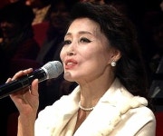 어제처럼 가수 제이(J) 고모…가수 정훈희 나이는?