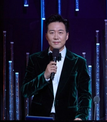 '장윤정' 도경완, 블리스엔터 전속계약…이찬원·김희재 한솥밥