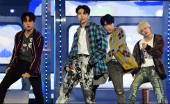 [포토]세븐틴, 한결 가벼워진 옷차림