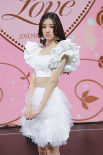 오마이걸 유아, 코로나19 후유증으로 활동 중단(전문)