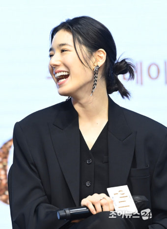 [포토]'안나' 정은채, 시원시원한 미소