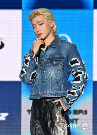 [포토]에이티즈 산, '여심 흔드는 섹시 눈빛'