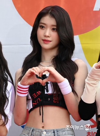 [포토]케플러 샤오팅, '여신의 하트'