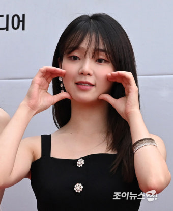 [포토]오마이걸 승희, '애교 볼하트'