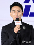 [포토]주지훈, 인사하는 젠틀맨