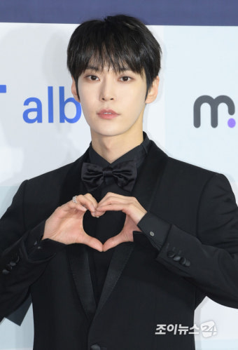 [포토]NCT 도영, 그윽한 눈빛