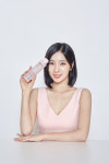 피부미인…앨리스 소희, 화장품 모델까지 꿰찼다