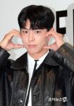 [포토]박보검, 귀여운 볼하트에 도발적인 눈빛