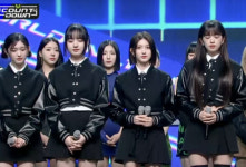 아이브, 엠카 1위 수상 후 앵콜 무대 생략...故 문빈 애도