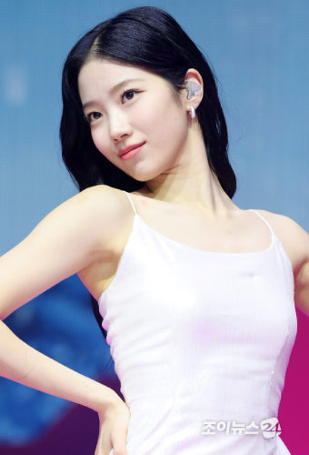 [포토]르세라핌 카즈하, 4세대 대표 비주얼