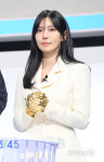 [포토]황금손 김소연, 로또 추첨 생방송 떨려요