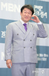 [포토]완벽한 결혼의 정석 김응수, 본투비 귀요미