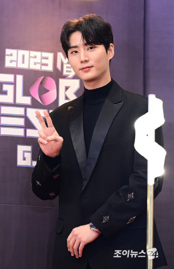 [포토]데이식스 영케이, 대세남의 브이