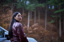 파묘 무당 된 김고은, 무속인 집 찾아가 필모 사상 가장 파격 변신