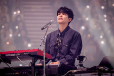 데이식스 원필, 콘서트 중 눈물 날 울리는 관객들 노래, 너무 예쁘다 오열
