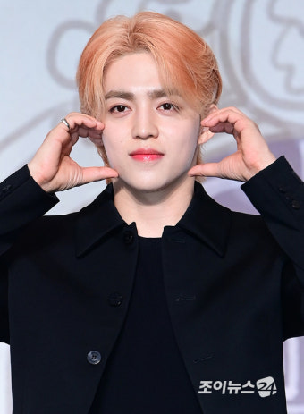 [포토]세븐틴 에스쿱스, 쌍볼하트에 귀여움이 두 배