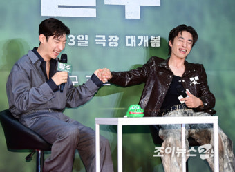 [포토]'탈주' 이제훈x구교환, 쫓고 쫓기는 브로맨스
