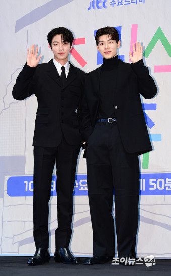 [포토]'조립식 가족' 황인엽X배현성, 여심 스틸러 투샷