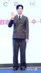[포토] 페이스미 이민기, 대문자T 성형외과 의사로 변신