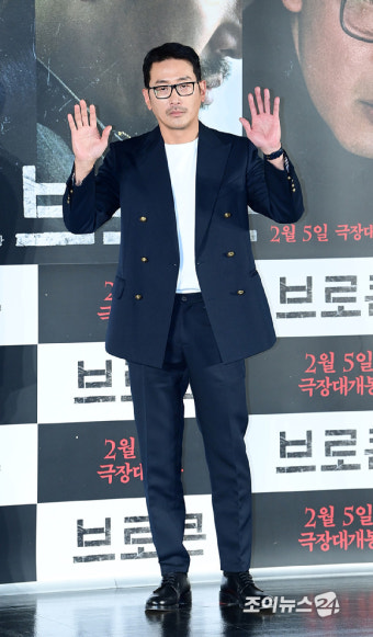 [포토] '브로큰' 하정우, 상남자의 향기