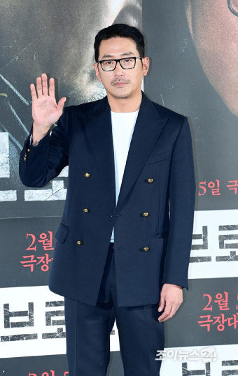 [포토] '브로큰' 하정우, 상남자의 향기