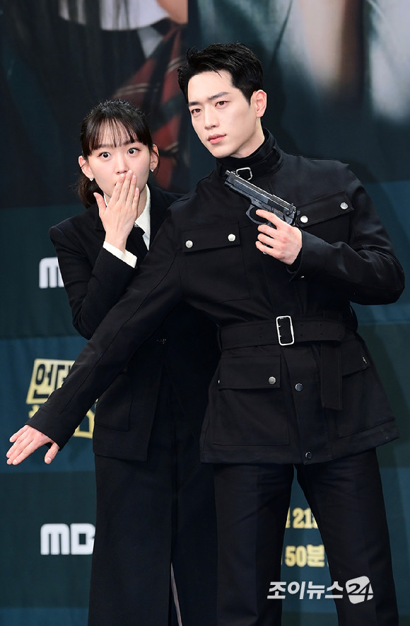 언더커버 하이스쿨, 서강준-진기주 케미로 최고 시청률 경신중!