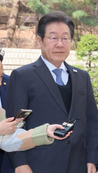 이재명 '법카 유용 혐의' 내달 27일 준비절차종결…대선 이후 첫 재판 가능성