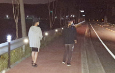 하동 고전면 진입로에 태양광 조명등 설치