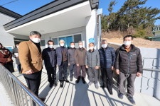 고성군 하일면 큰골마을 경로당 신축 기념식