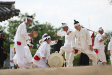밀양 영남루서 7월 한 달 무형문화재 상설공연한다