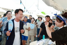 제21회 사천시 삼천포항 자연산 전어축제 성황리 마무리