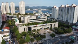 창원시 마산합포구, 반듯한 행정으로 구민의 어깨, 허리, 눈살 필 것