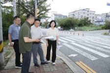 정현섭 창원시 진해구청장, 생활밀착형 사업 대상지 현장 점검 실시