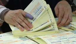 4분기 전기요금 동결…연내 인상 가능성 여전