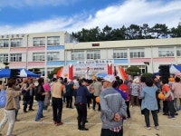 경로의 달 맞아 2024년 창원시 마산합포구 구산면 경로위안잔치 열려