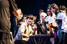 뜨거운 함성 함께한 경남이스포츠경기장 오픈 기념대회