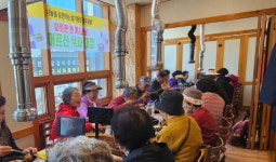 진주시 충무공동 진주교방냉면참숯갈비, 어르신들 무료 중식 제공