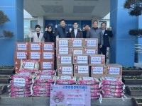 사천 곤명면 완사제일교회, 이웃돕기 물품 기탁