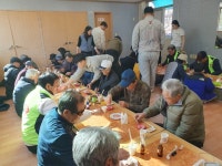청년봉사단 청온, 거창군 남하면에서 만들기 체험 봉사활동 펼쳐