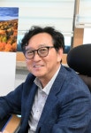 「뉴스경남」 창간 19주년 축시 - 아침을 기다리는 시민의 합창